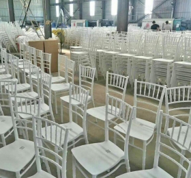 Ghế Chiavari Tiffany Màu Trắng Nhập Khẩu