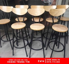 Ghế Bar Chân Sắt Mặt Gỗ Công Nghiệp Có Tựa - HTT097