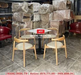 Bàn ghế cafe gỗ nệm HTT031