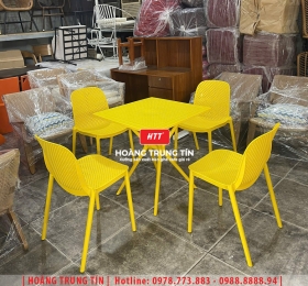 Bàn ghế nhựa đúc nguyên khối HTT04