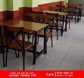 Bàn ghế sắt gỗ HTT 16