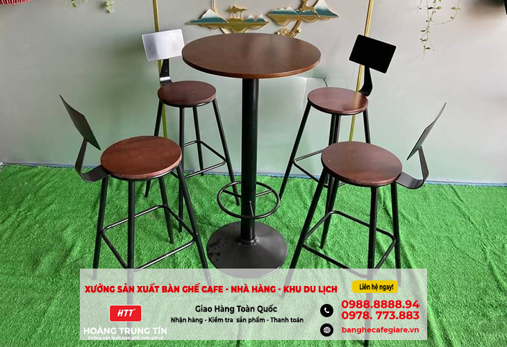 Bàn ghế bar sắt gỗ giá rẻ HTT-BGBSG31