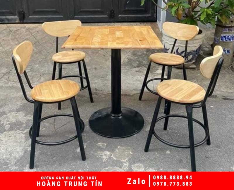Bàn ghế sắt gỗ HTT 11