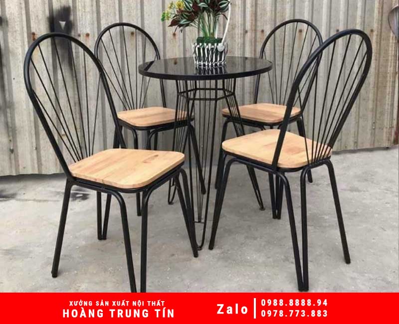 Bàn ghế sắt gỗ HTT 13