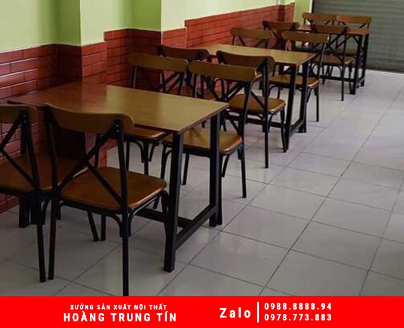 Bàn ghế sắt gỗ HTT 16