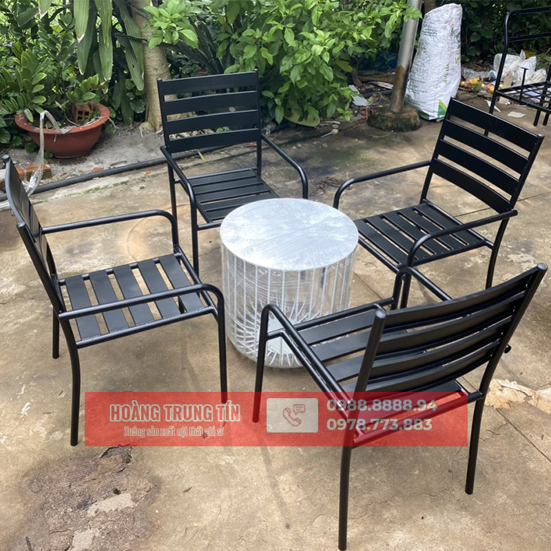 Bàn ghế sắt mỹ nghệ HTT-MN06