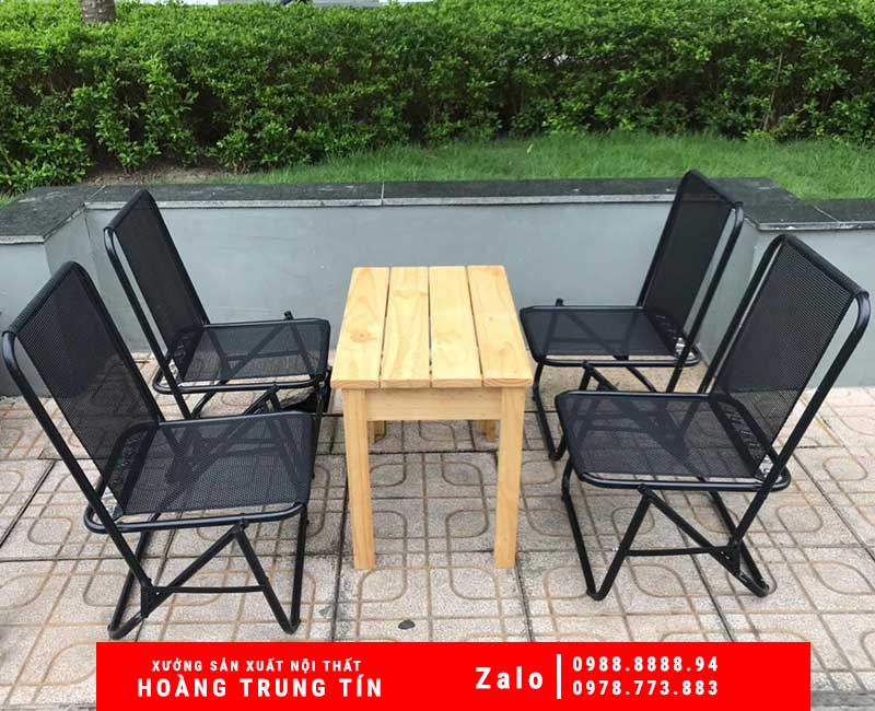 Bàn ghế xếp lưới