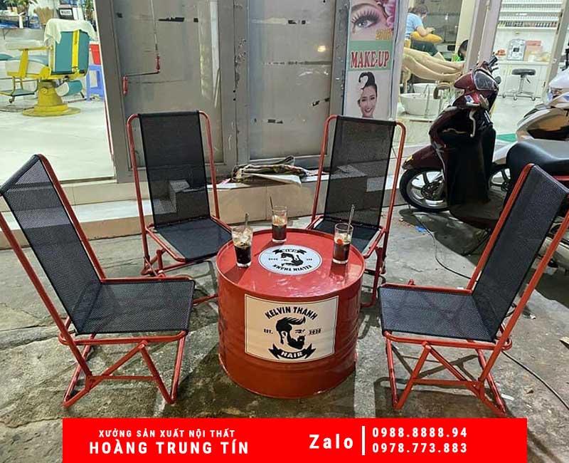 Bàn ghế xếp lưới