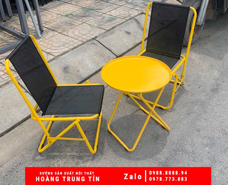 Bàn ghế xếp lưới