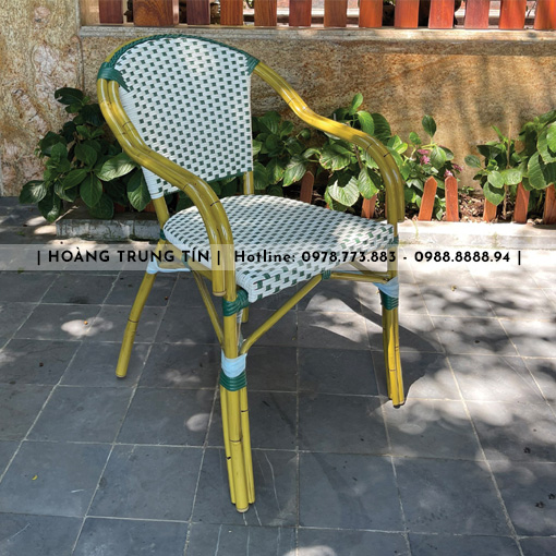 Mẫu Bàn 2 Ghế Sân Vườn