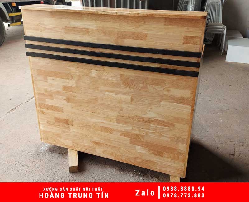 Mẫu Quầy Pha Chế Bằng Gỗ - HTT001